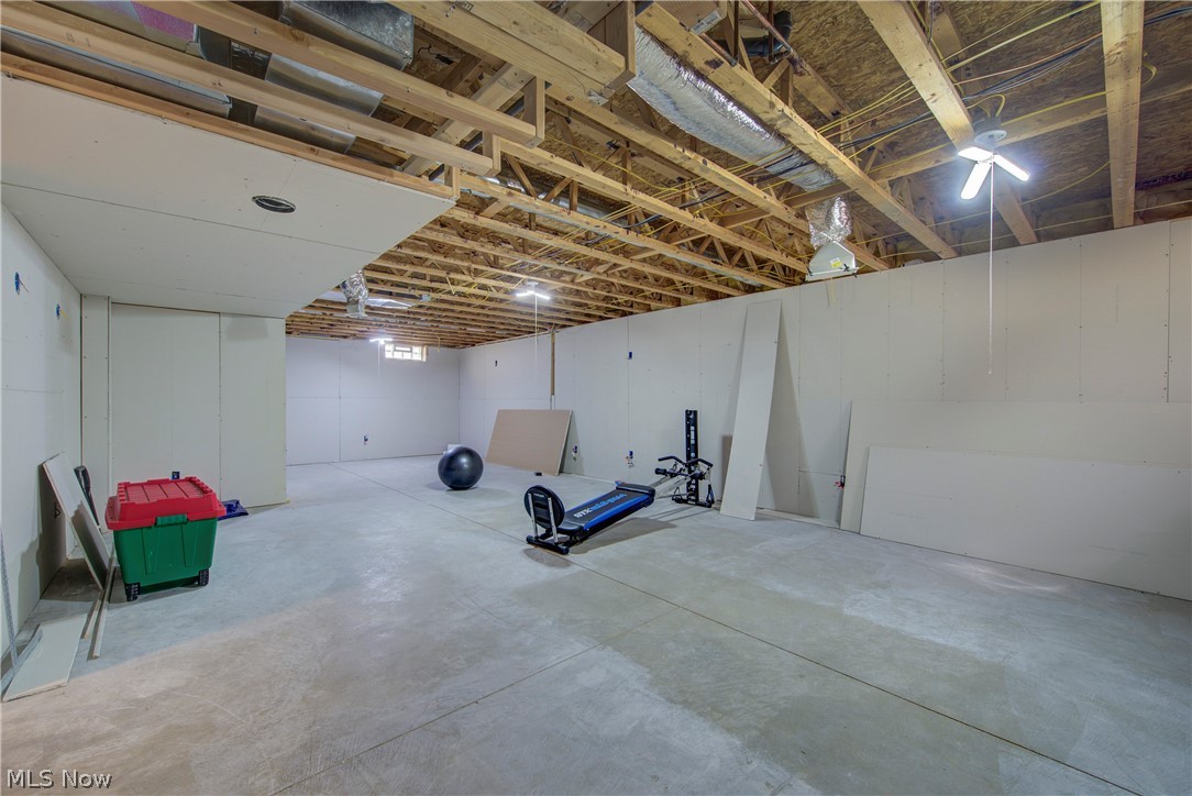 275 Lexington Circle Broadview Heights OH 44147