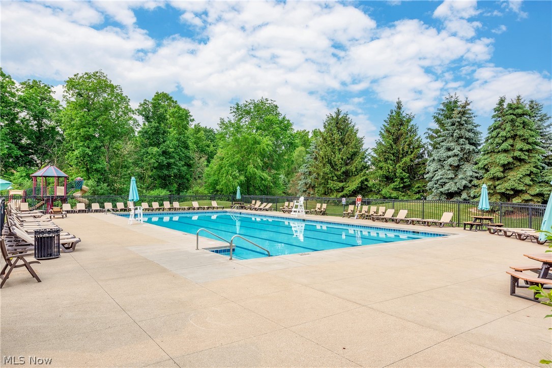 275 Lexington Circle Broadview Heights OH 44147