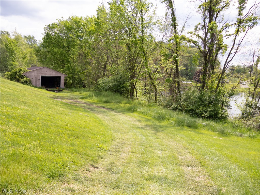 1170 Dillworth Road East Liverpool OH 43920