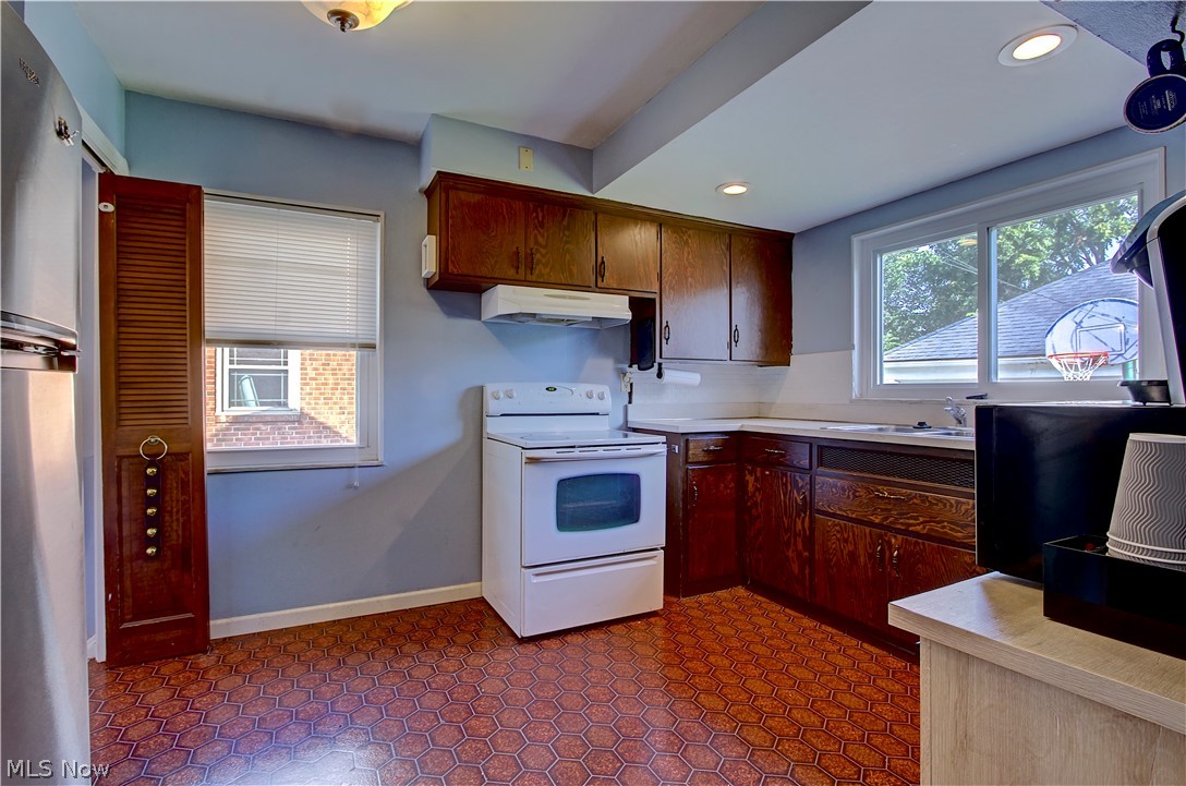 21870 Seabury Avenue Fairview Park OH 44126