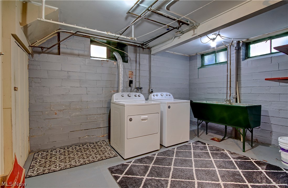 21870 Seabury Avenue Fairview Park OH 44126