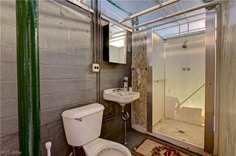 21870 Seabury Avenue Fairview Park OH 44126