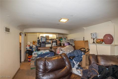 14203 Tabor Avenue Cleveland OH 44137
