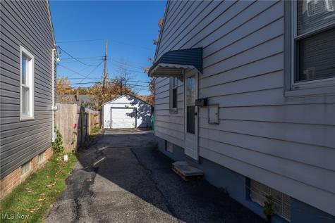 14203 Tabor Avenue Cleveland OH 44137