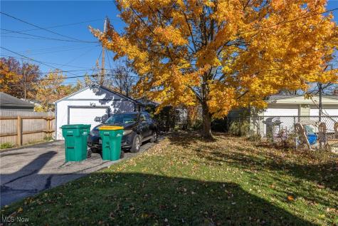 14203 Tabor Avenue Cleveland OH 44137
