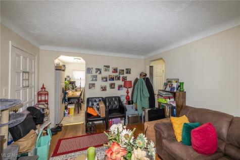 14203 Tabor Avenue Cleveland OH 44137