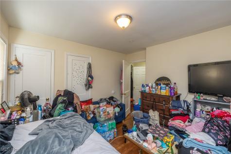 14203 Tabor Avenue Cleveland OH 44137