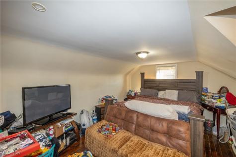 14203 Tabor Avenue Cleveland OH 44137