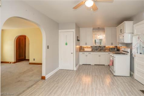 3609 Westview Avenue NW Canton OH 44709