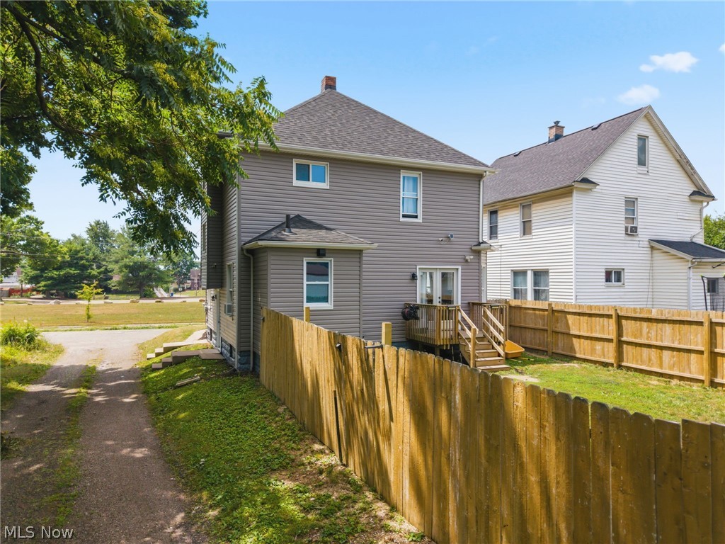 915 Auburn Place NW Canton OH 44703