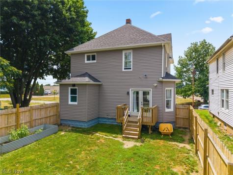 915 Auburn Place NW Canton OH 44703