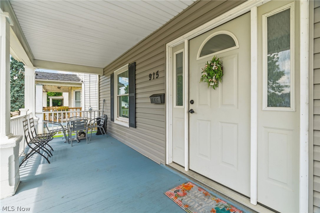 915 Auburn Place NW Canton OH 44703