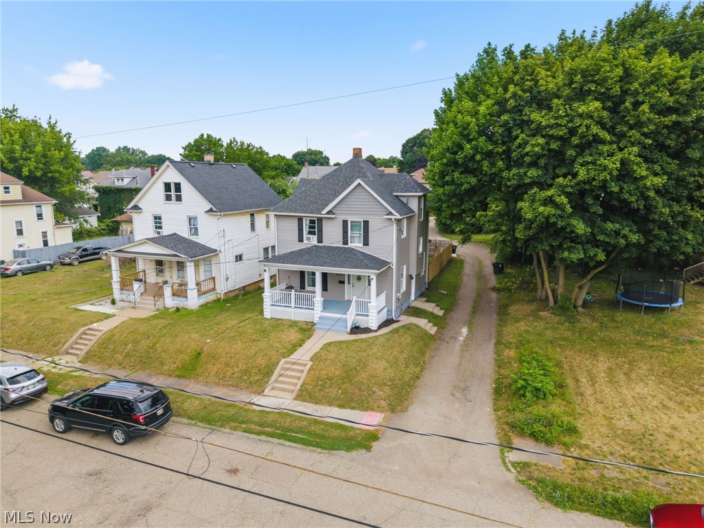 915 Auburn Place NW Canton OH 44703