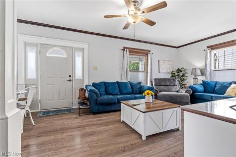 915 Auburn Place NW Canton OH 44703