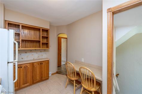 6136 N Canterbury Road Parma OH 44129
