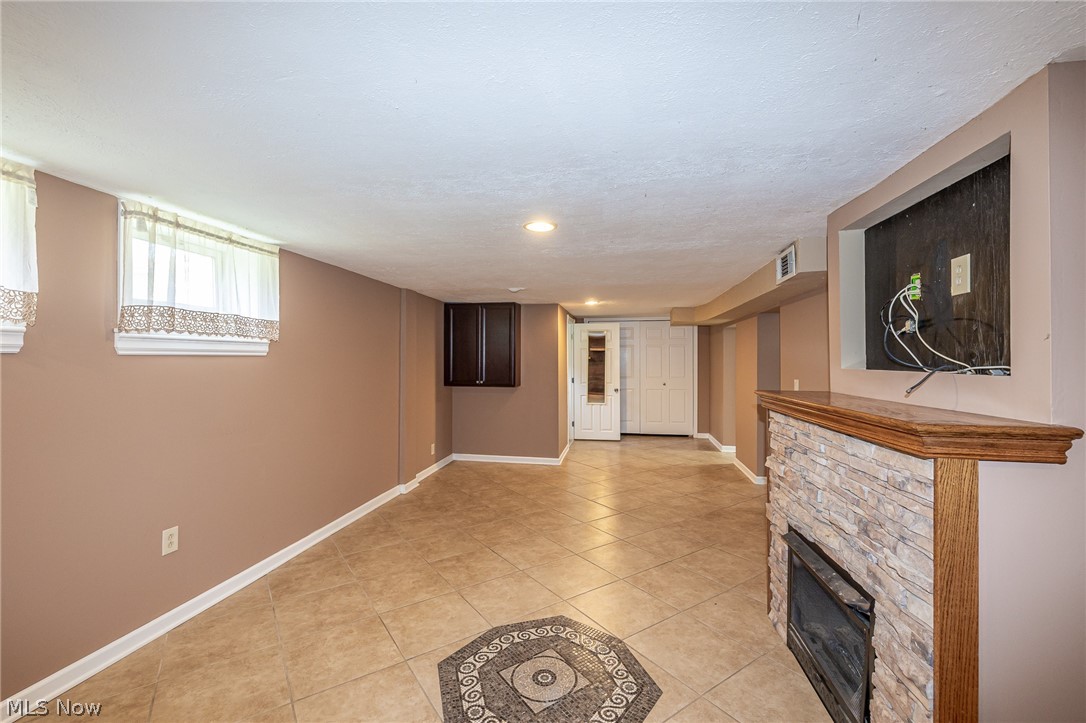 6136 N Canterbury Road Parma OH 44129