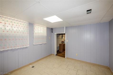 6136 N Canterbury Road Parma OH 44129