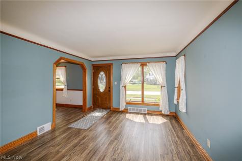 6136 N Canterbury Road Parma OH 44129