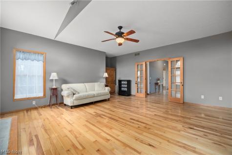 738 County Road 620 Ashland OH 44805