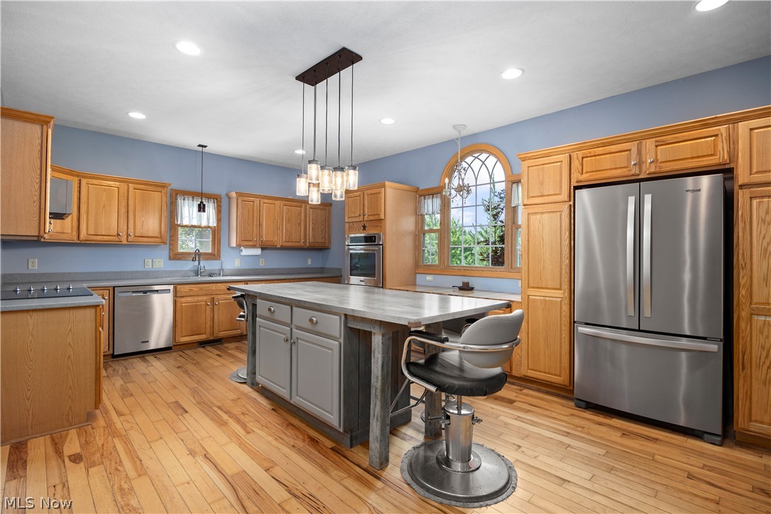 738 County Road 620 Ashland OH 44805