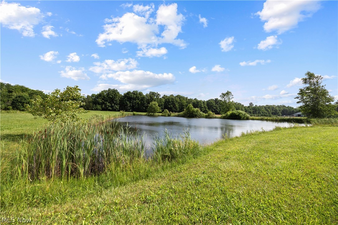 738 County Road 620 Ashland OH 44805