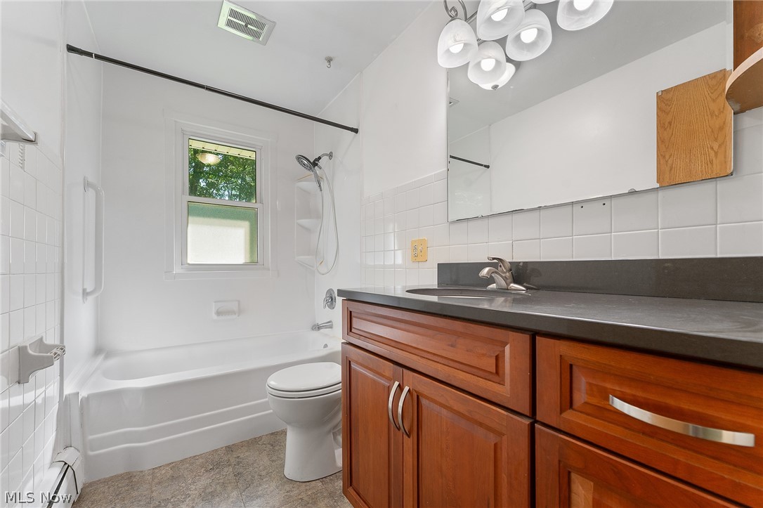 6614 Warren Sharon Road Brookfield OH 44403