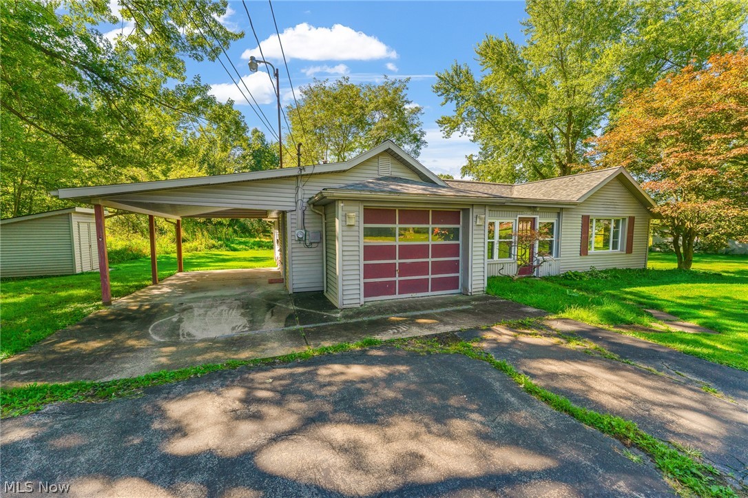 6614 Warren Sharon Road Brookfield OH 44403