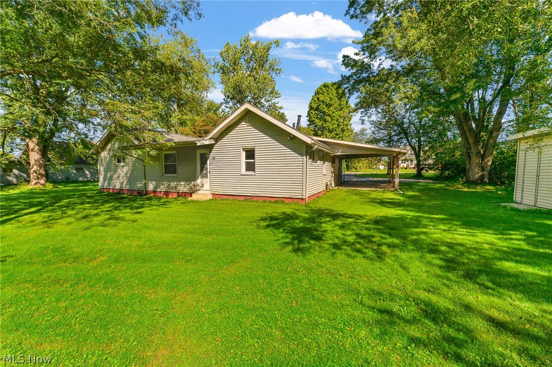 6614 Warren Sharon Road Brookfield OH 44403