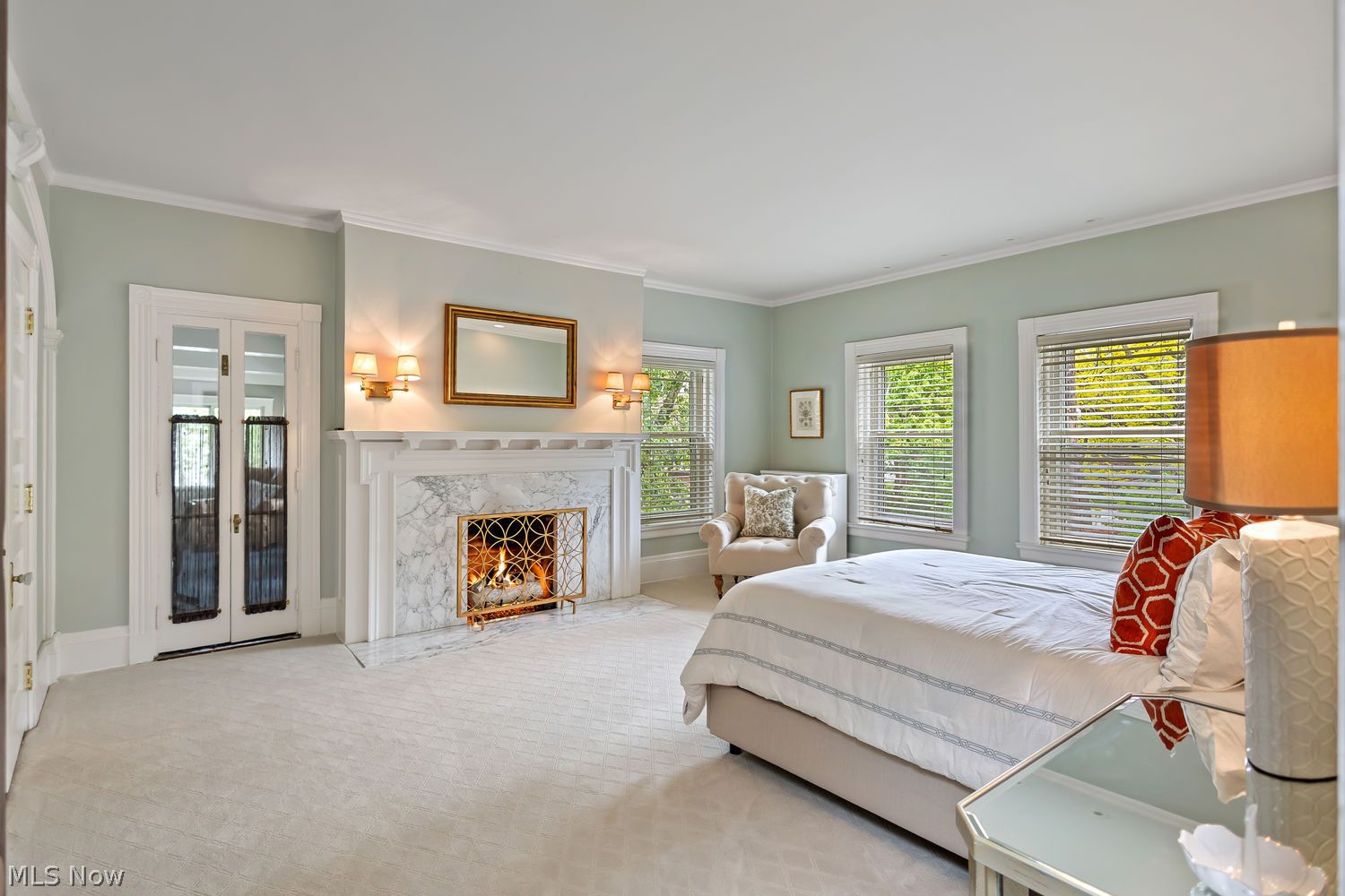 2733 E Overlook Road Cleveland Heights OH 44106
