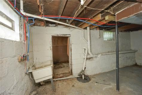 3443 Sheridan Road Youngstown OH 44502