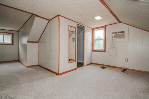 262 E 323rd Street Willowick OH 44095