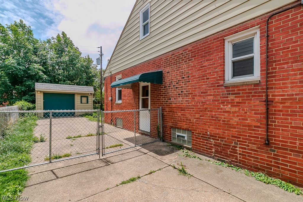 262 E 323rd Street Willowick OH 44095