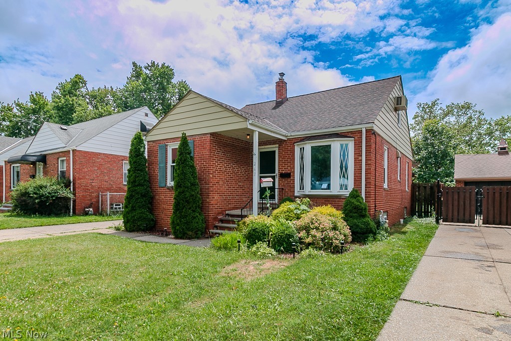 262 E 323rd Street Willowick OH 44095