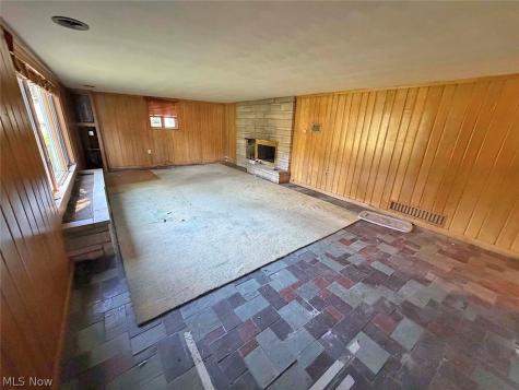5022 Lawndale Street NW Canton OH 44708