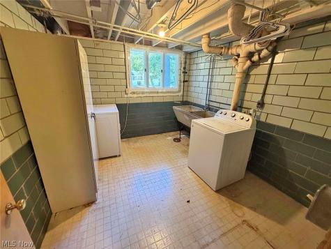 5022 Lawndale Street NW Canton OH 44708