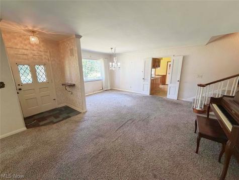 5022 Lawndale Street NW Canton OH 44708