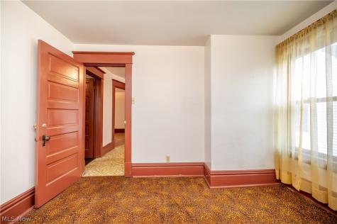1604 First Street Youngstown OH 44509