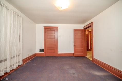 1604 First Street Youngstown OH 44509