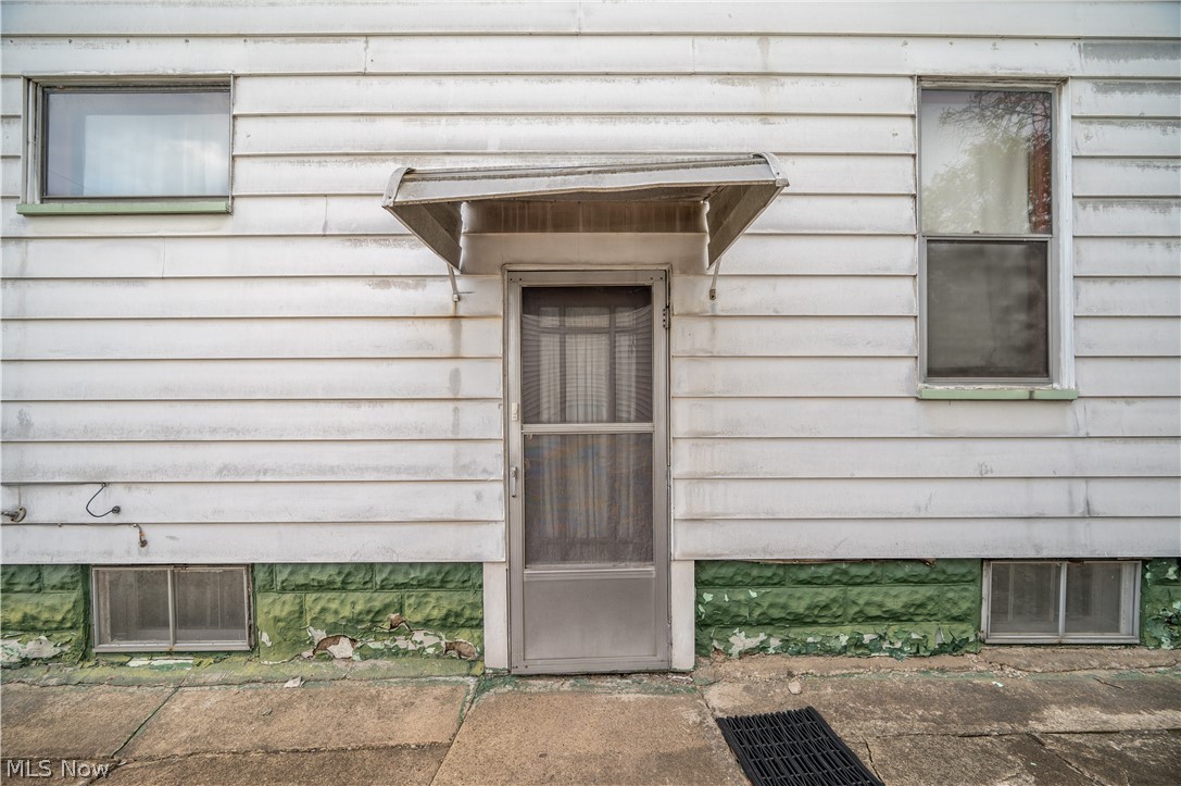 1604 First Street Youngstown OH 44509