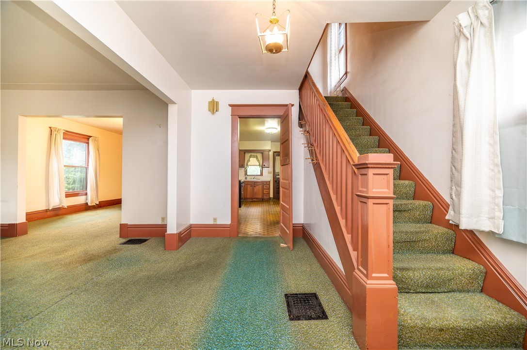 1604 First Street Youngstown OH 44509