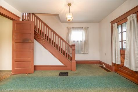 1604 First Street Youngstown OH 44509