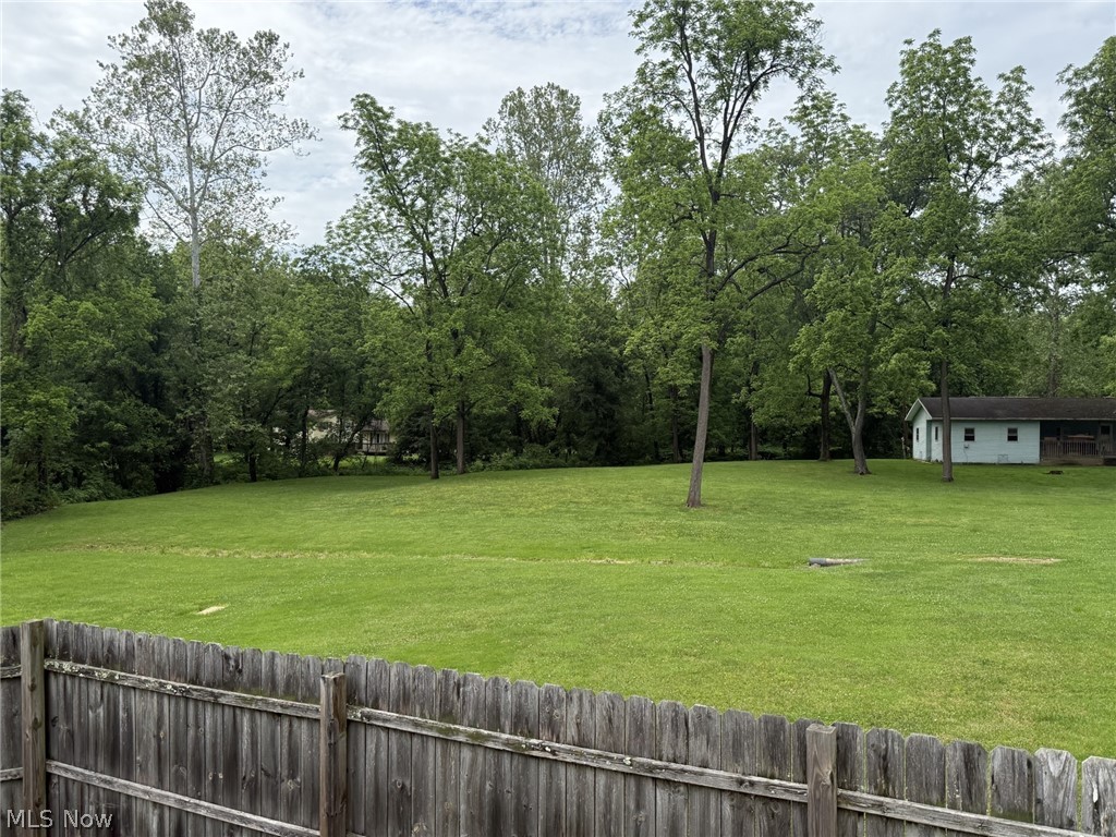 23501 County Road 93 Fresno OH 43824