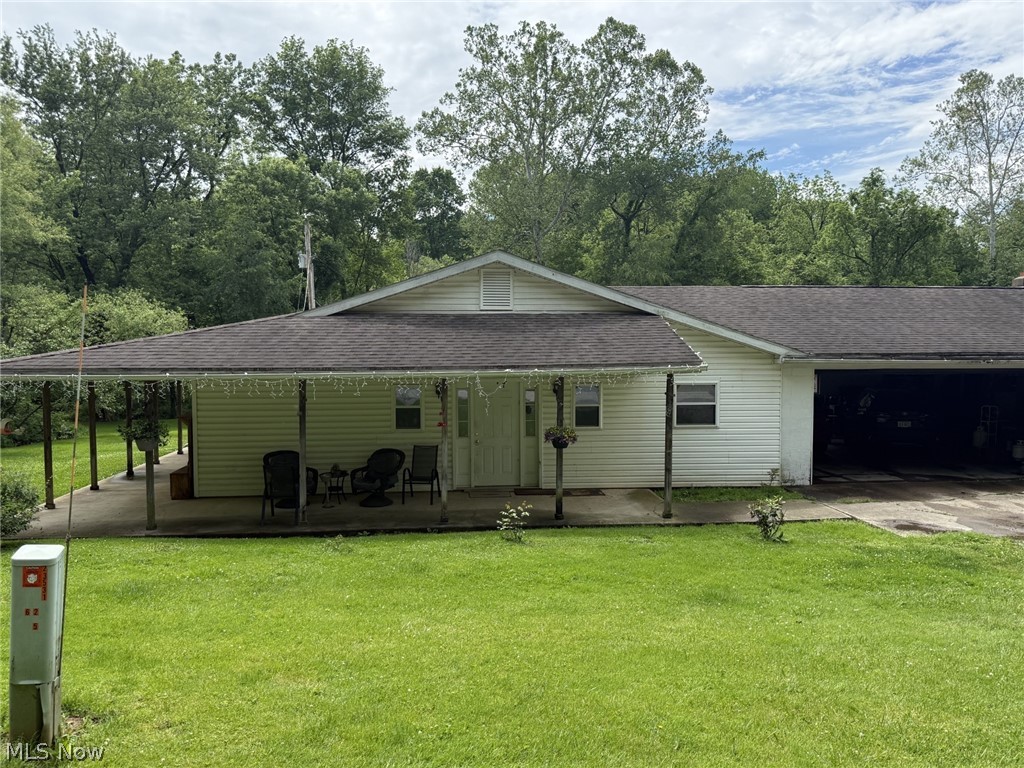 23501 County Road 93 Fresno OH 43824
