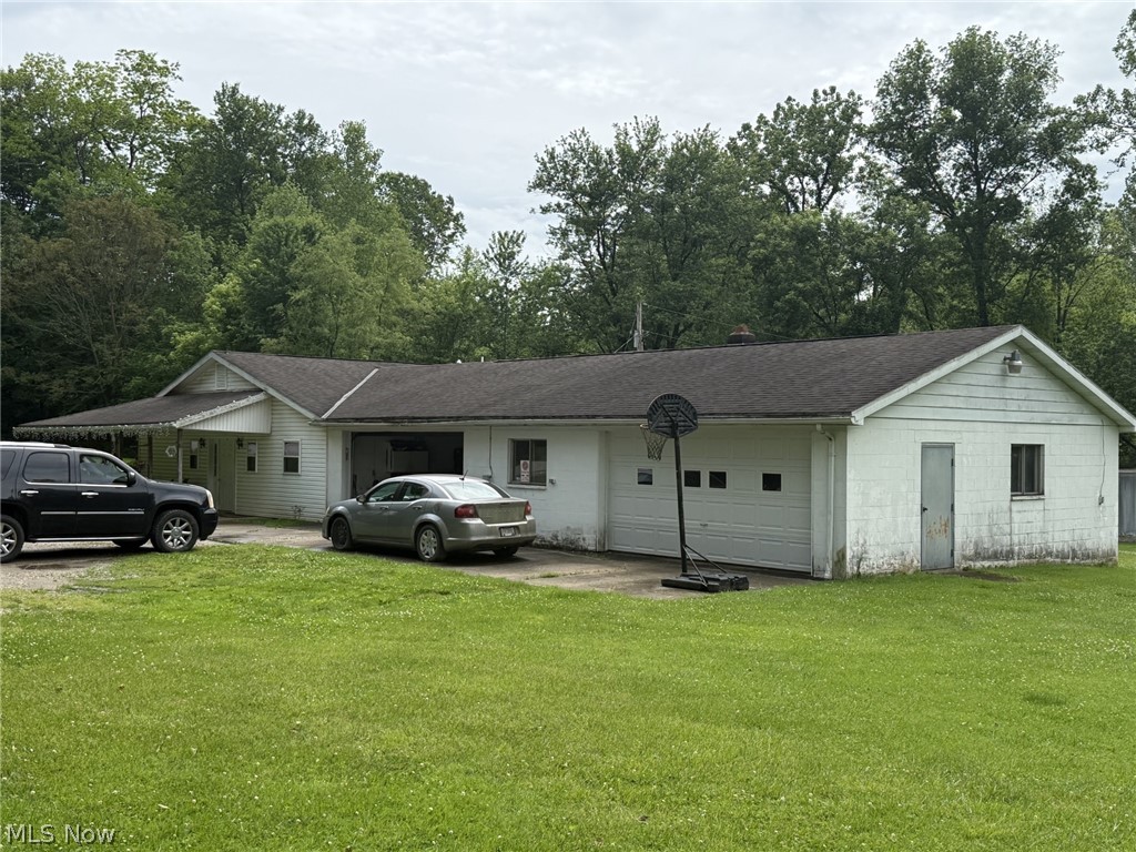 23501 County Road 93 Fresno OH 43824