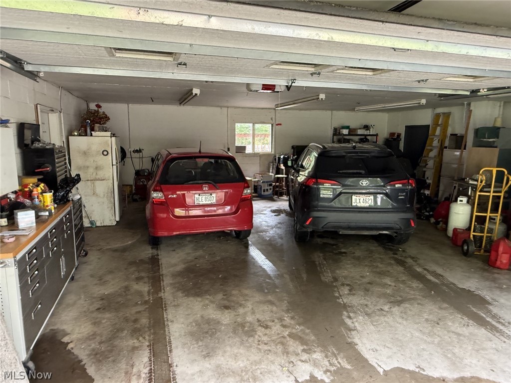 23501 County Road 93 Fresno OH 43824