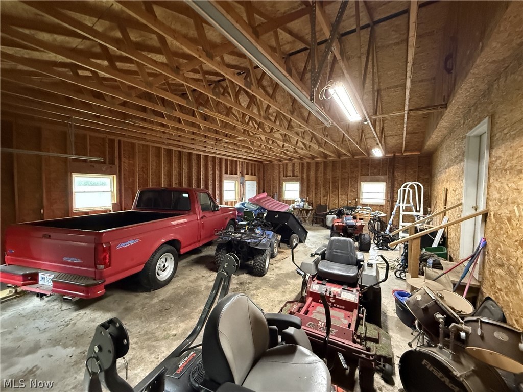 23501 County Road 93 Fresno OH 43824