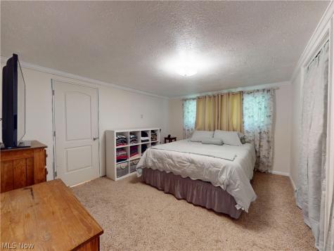 1063 Thistleridge Drive Macedonia OH 44056