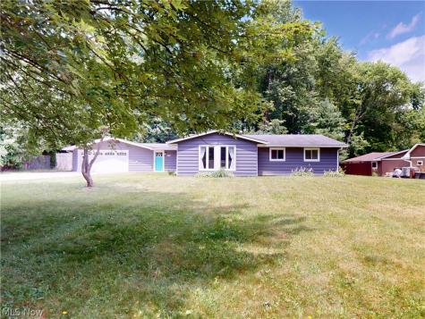 1063 Thistleridge Drive Macedonia OH 44056