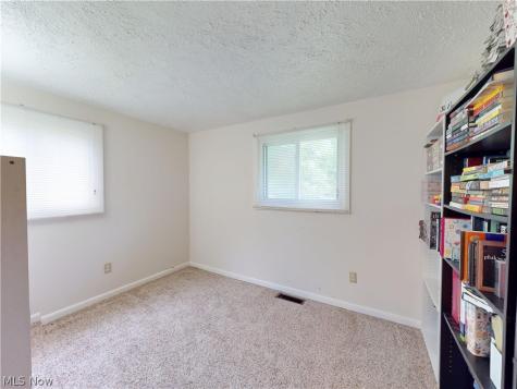 1063 Thistleridge Drive Macedonia OH 44056