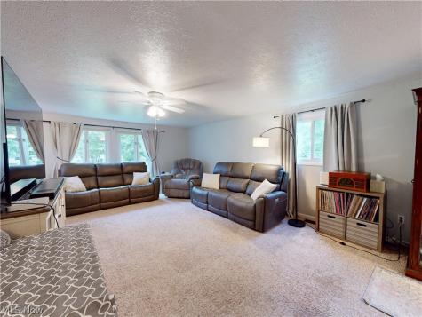 1063 Thistleridge Drive Macedonia OH 44056